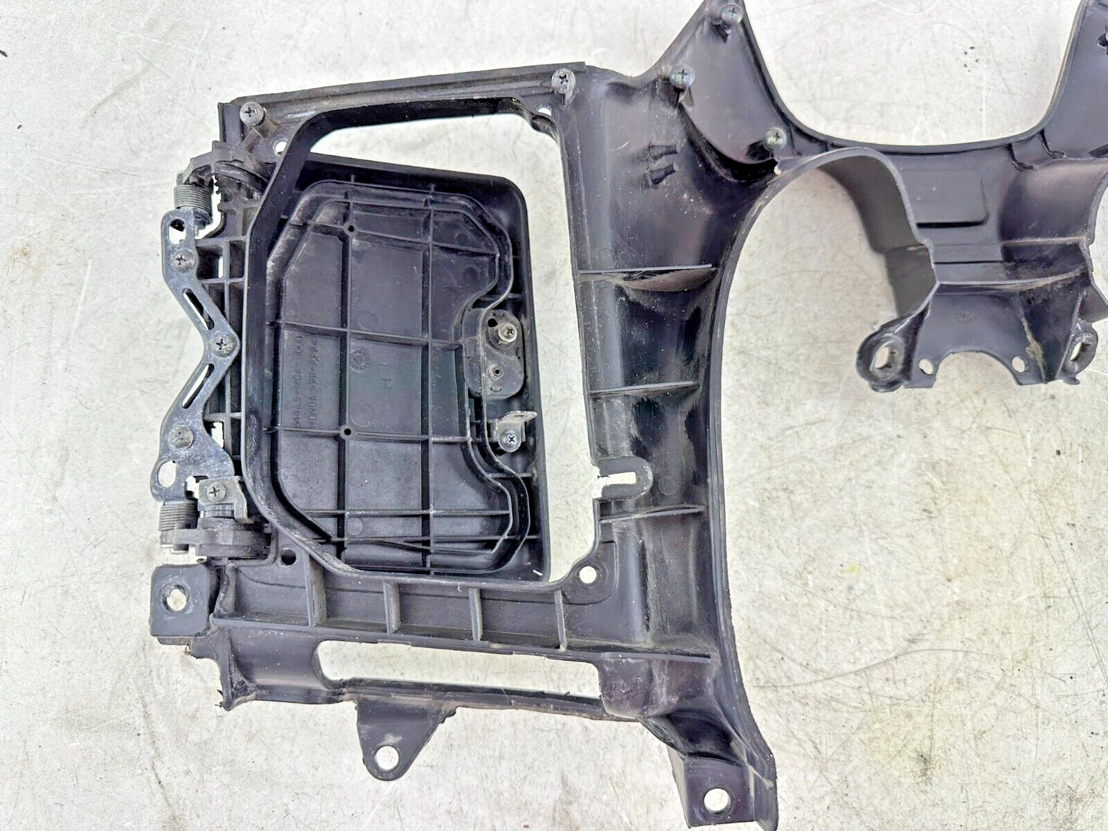 2004 Honda Goldwing GL1800 Black Upper Fairing Storage Pocket Radio Surround