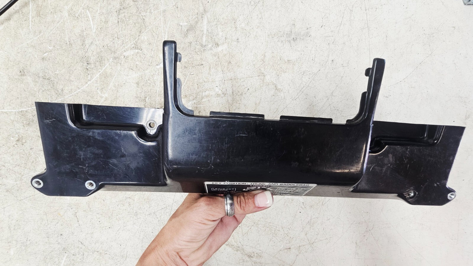 1995 HONDA GOLDWING GL1500 Trunk Saddlebag Lock Latch Release Cover Lever