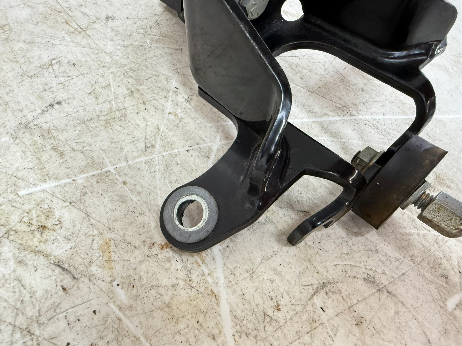 2003 Harley Davidson Sportster Engine Motor Mount Horn Bracket