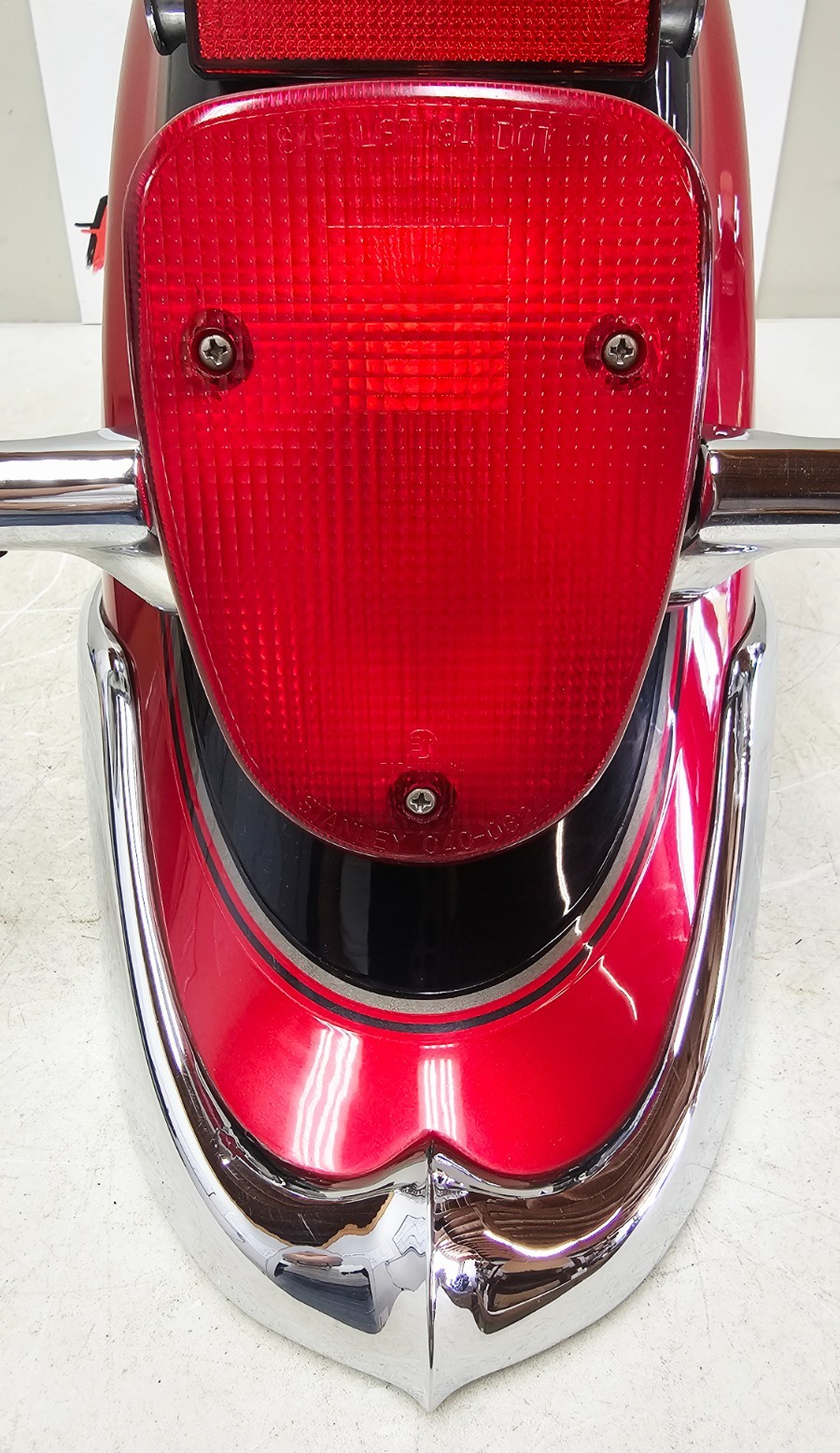 1999-2013 Yamaha Royal Star Venture Rear Wheel Fender Brake Light Turnsignal Bar