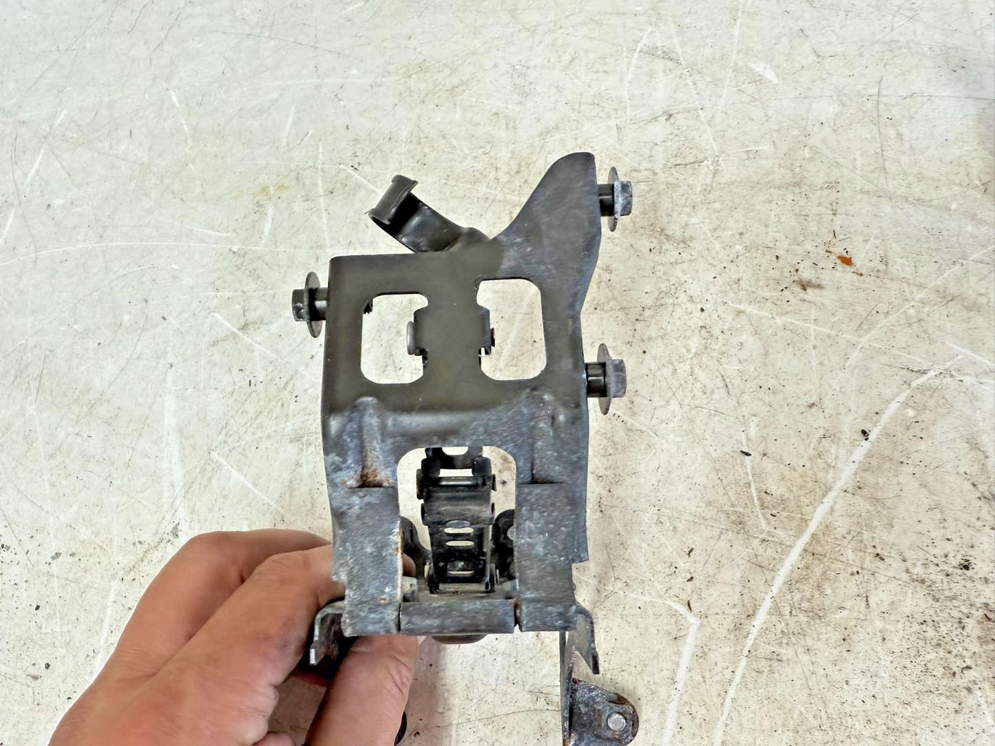 2002 Honda Goldwing GL1800 Rear Trunk Lid Hinge Right & Left Hinges