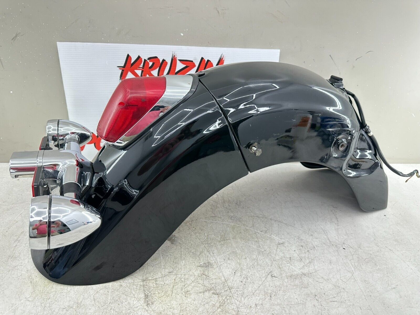 1999 HONDA VALKYRIE INTERSTATE Rear Fender Brake Light Turn Signals Nice!