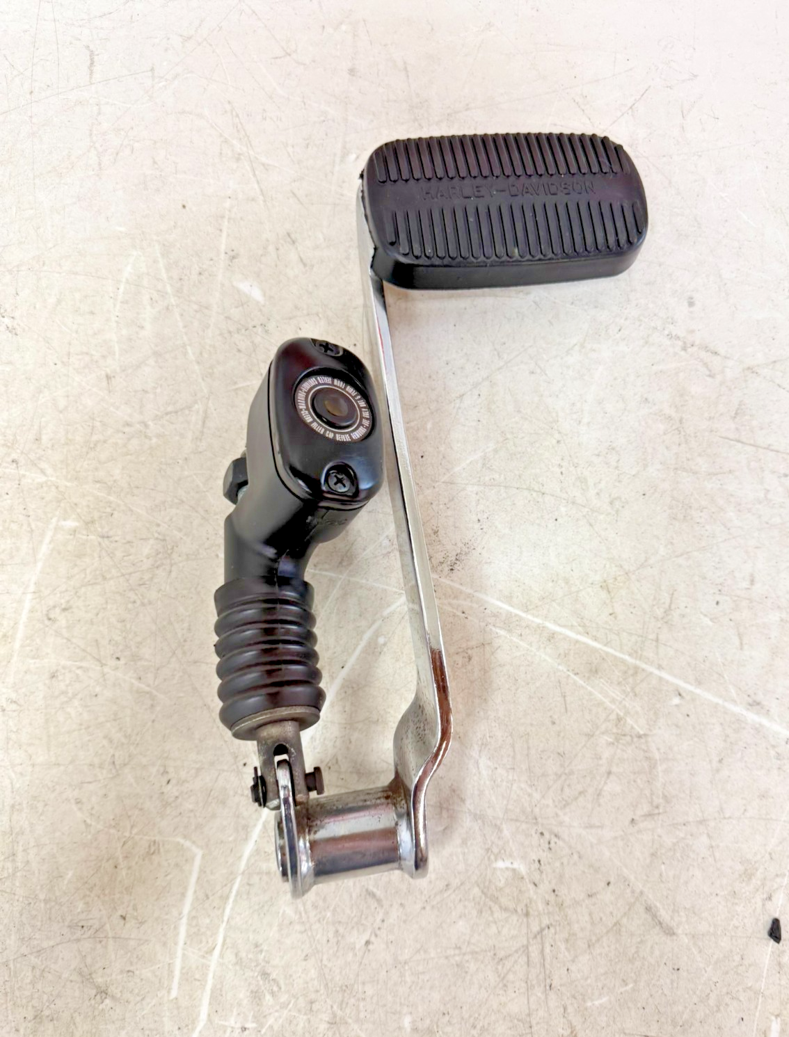 2003 HARLEY ELECTRA GLIDE Rear Brake Master Cylinder & Pedal