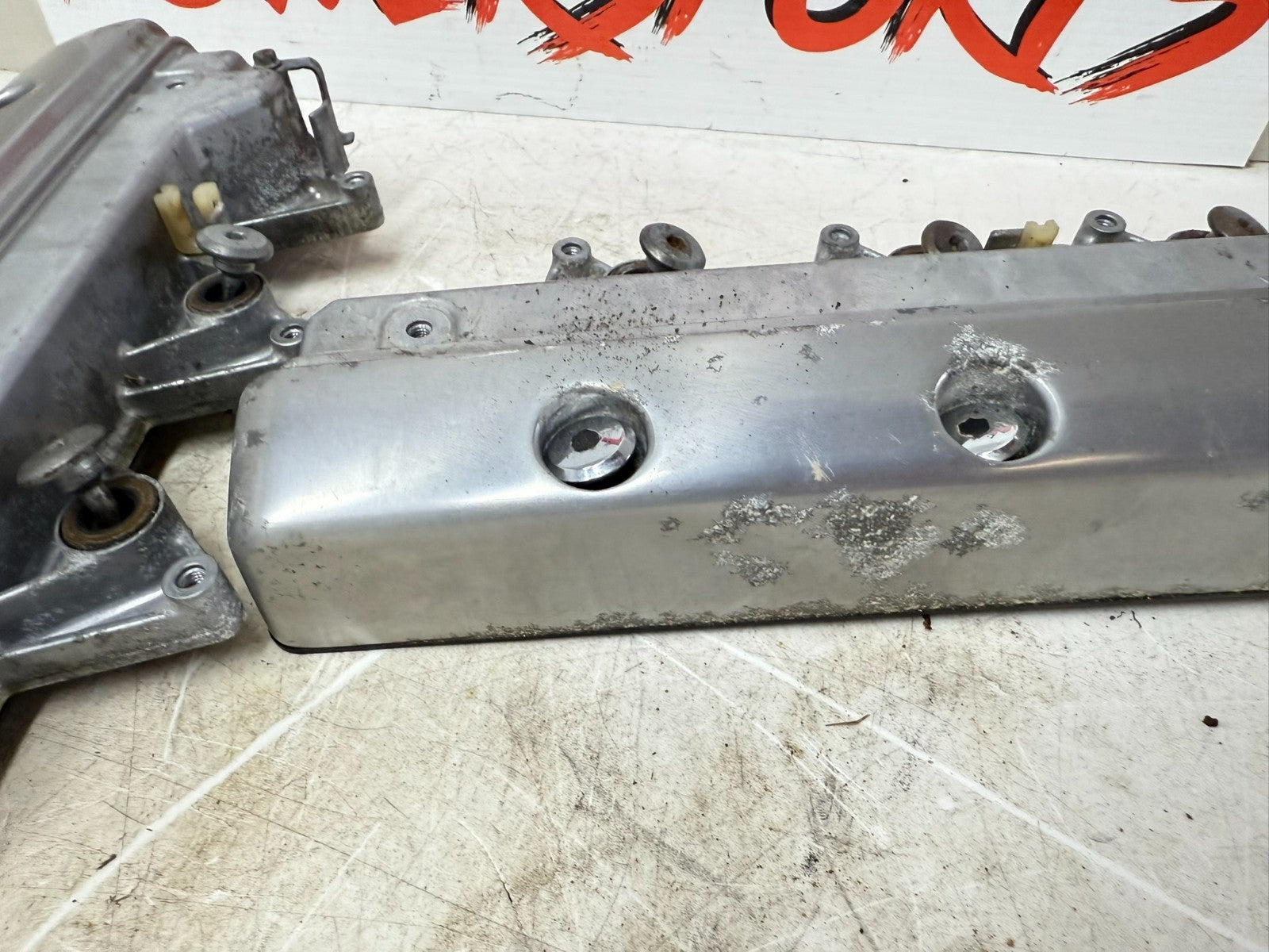 2002 Honda Goldwing GL1800 Engine Cylinder Head Upper Valve Cover Crankcase