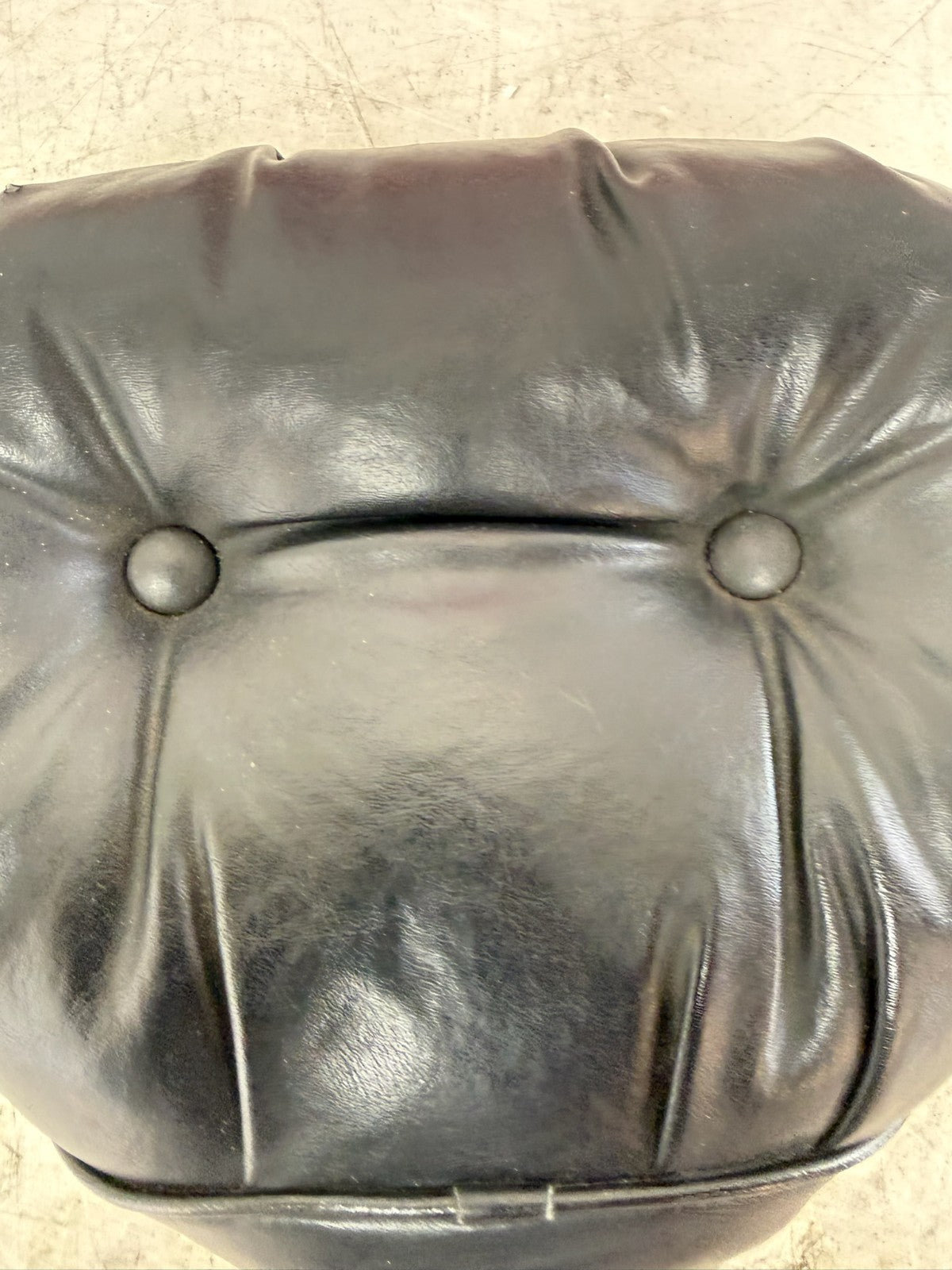 1995 HARLEY FLH ELECTRA GLIDE Driver Backrest Cushion Pad