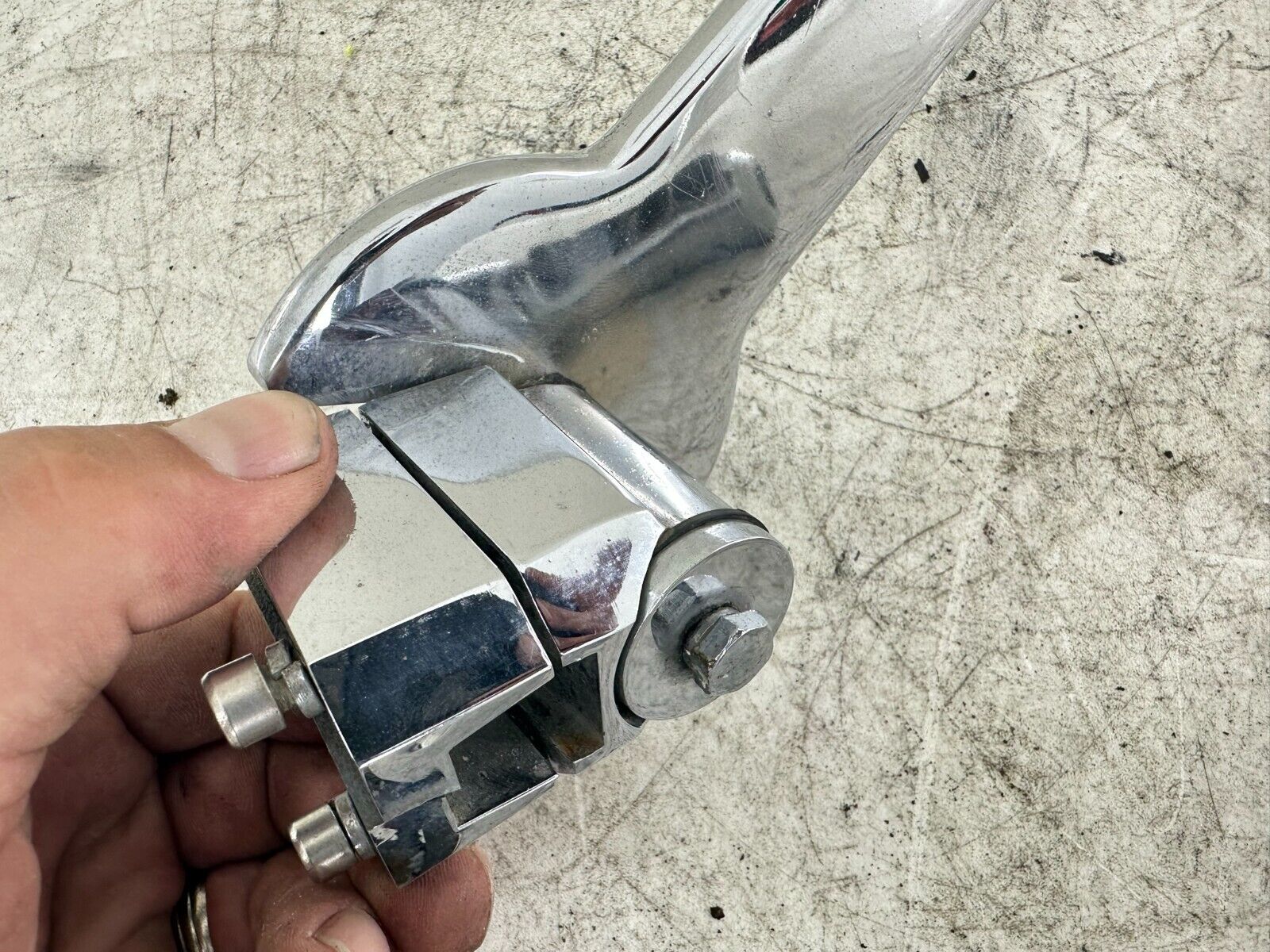 1999 HARLEY FLH ELECTRA GLIDE PASSENGER KURYAKYN Chrome Transformer Foot Peg Res