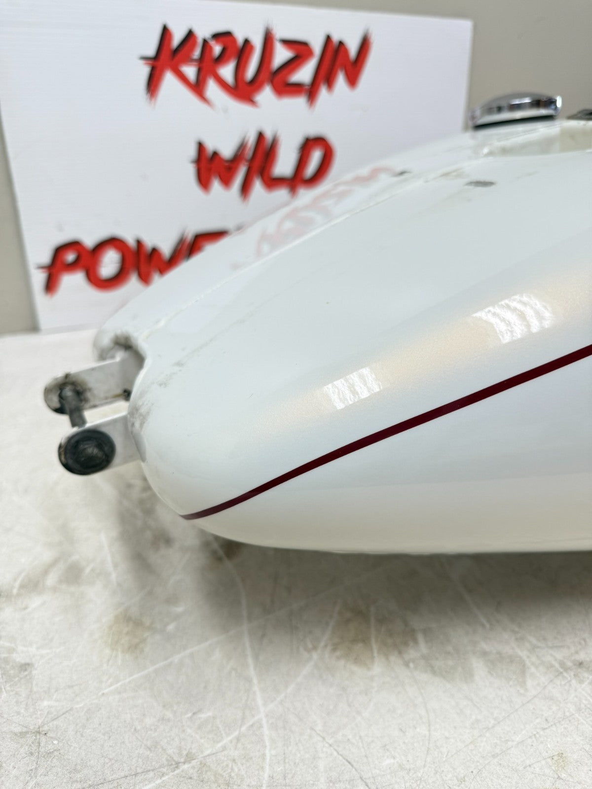 2003 HARLEY DYNA WIDE GLIDE OEM HD Gas Fuel Tank Pearl White 100th Anniversary