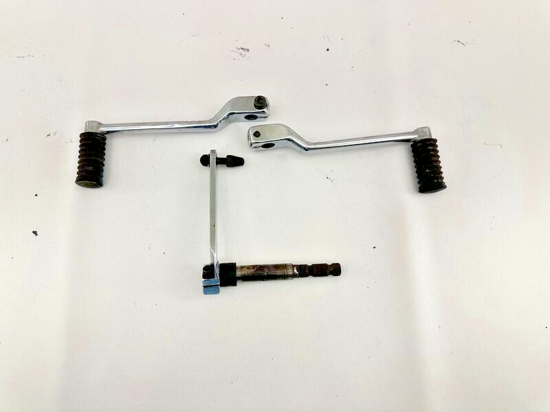 2007 Harley Davidson Electra Glide OEM HD Heal Toe Shifter + Shift Shaft