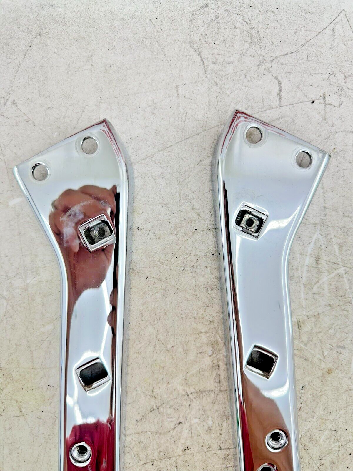 2007 Harley Electra Glide CVO Chrome Saddlebag Mounting Bars Frame