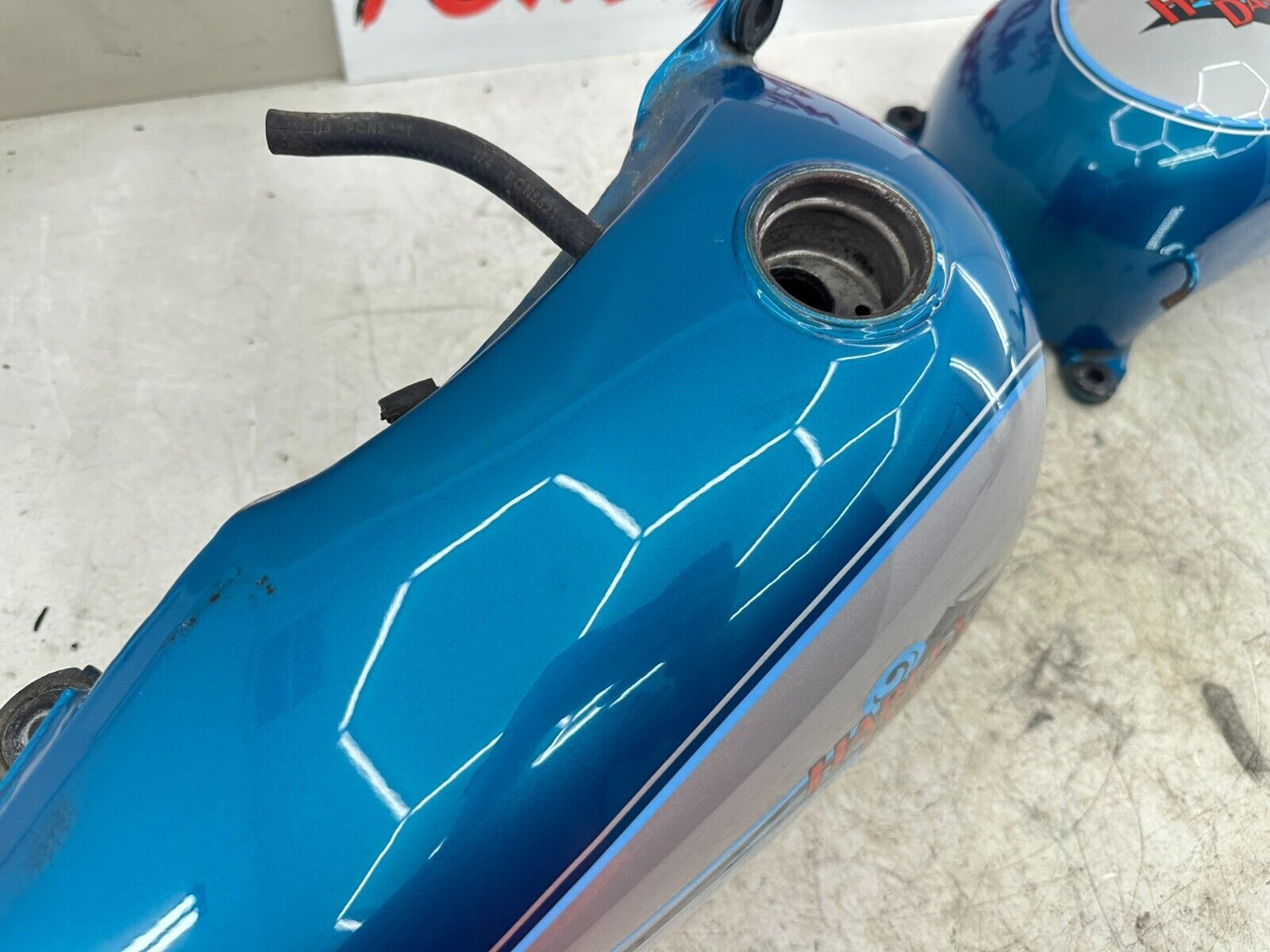 1995 HARLEY SOFTAIL OEM HD GENUINE SPLIT GAS FUEL TANK & PAINT AQUA & SILVER