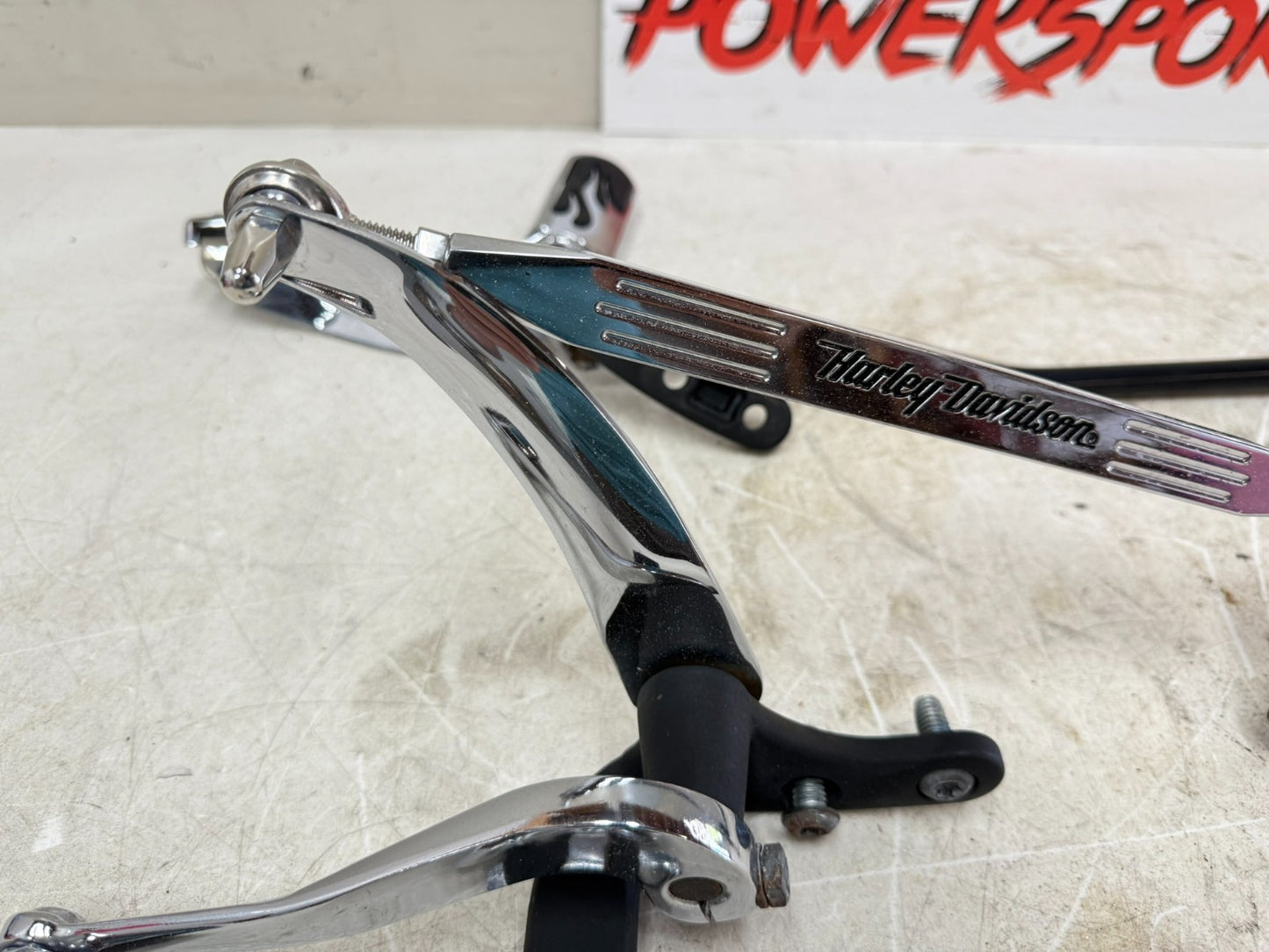 2003 HARLEY DYNA WIDE GLIDE OEM HD  Forward Control Shift Brake Pedal Foot Pegs