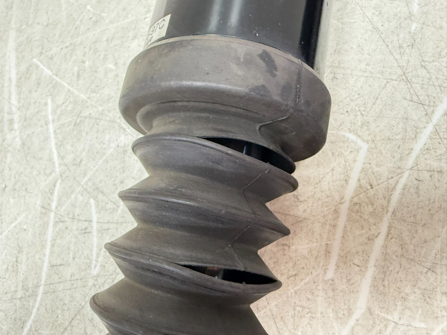 2003 HARLEY ELECTRA GLIDE Showa Rear Air Shock Absorber Left & Right