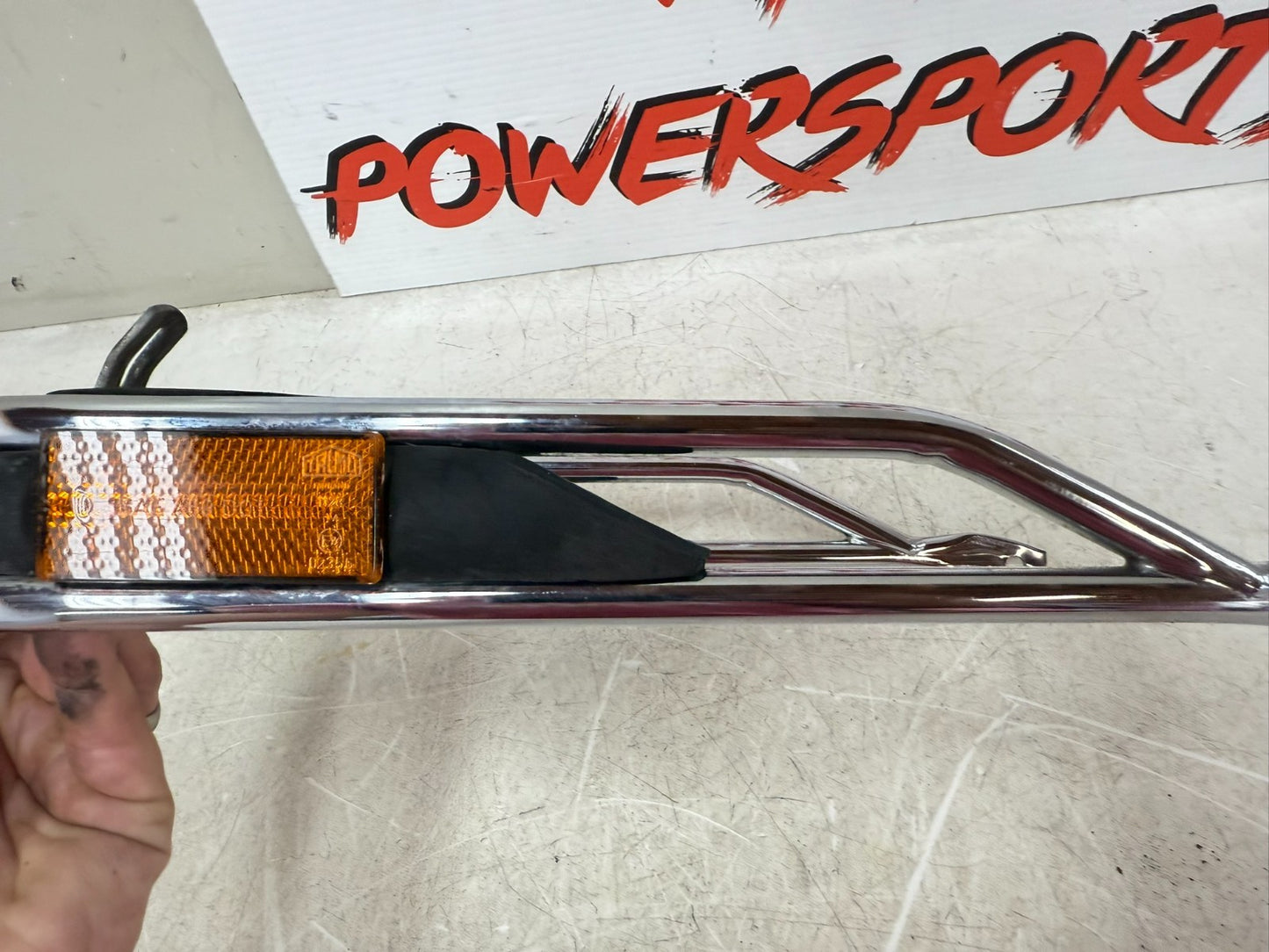 2003 HARLEY ELECTRA GLIDE Front Fender Bumper Trim Rail Guard w/ Reflector