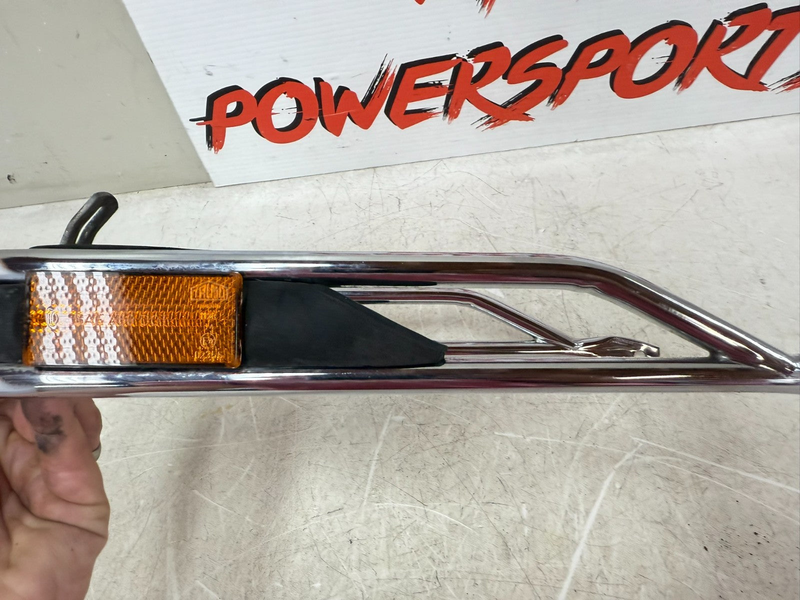 2003 HARLEY ELECTRA GLIDE Front Fender Bumper Trim Rail Guard w/ Reflector