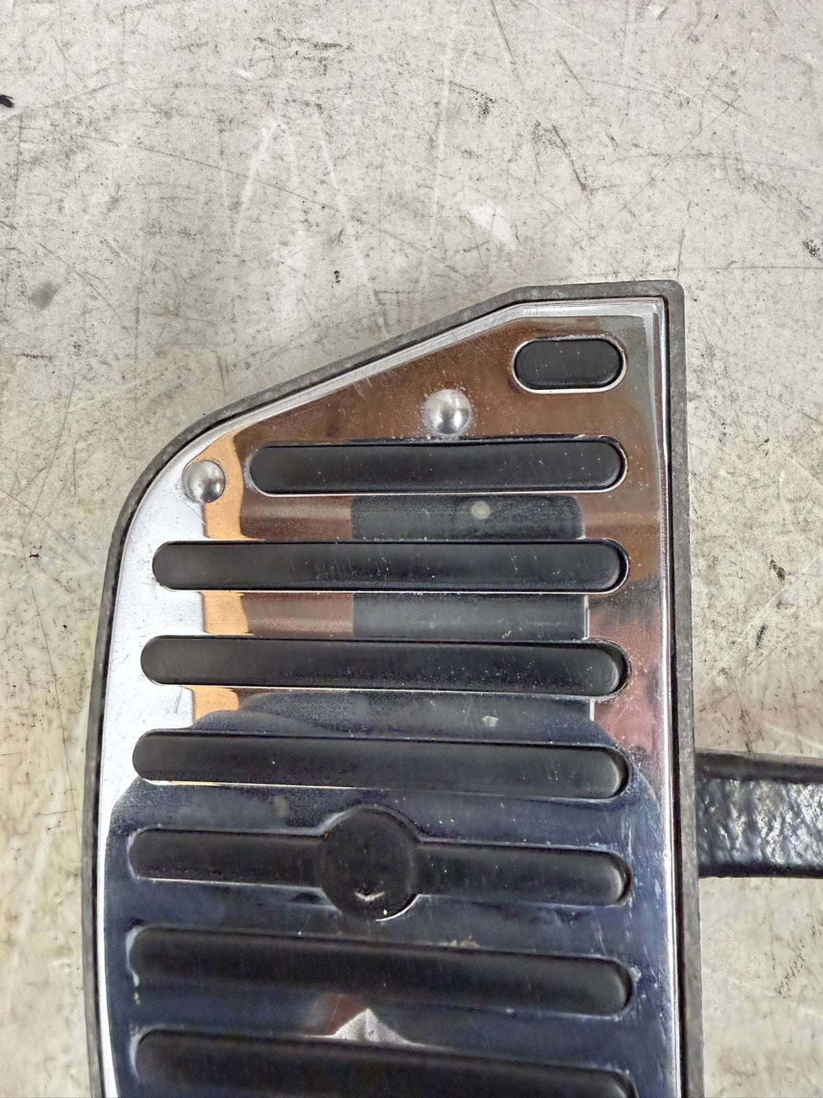 1995 HARLEY FLH ELECTRA GLIDE Passenger Floorboard Left Footrest OEM HD