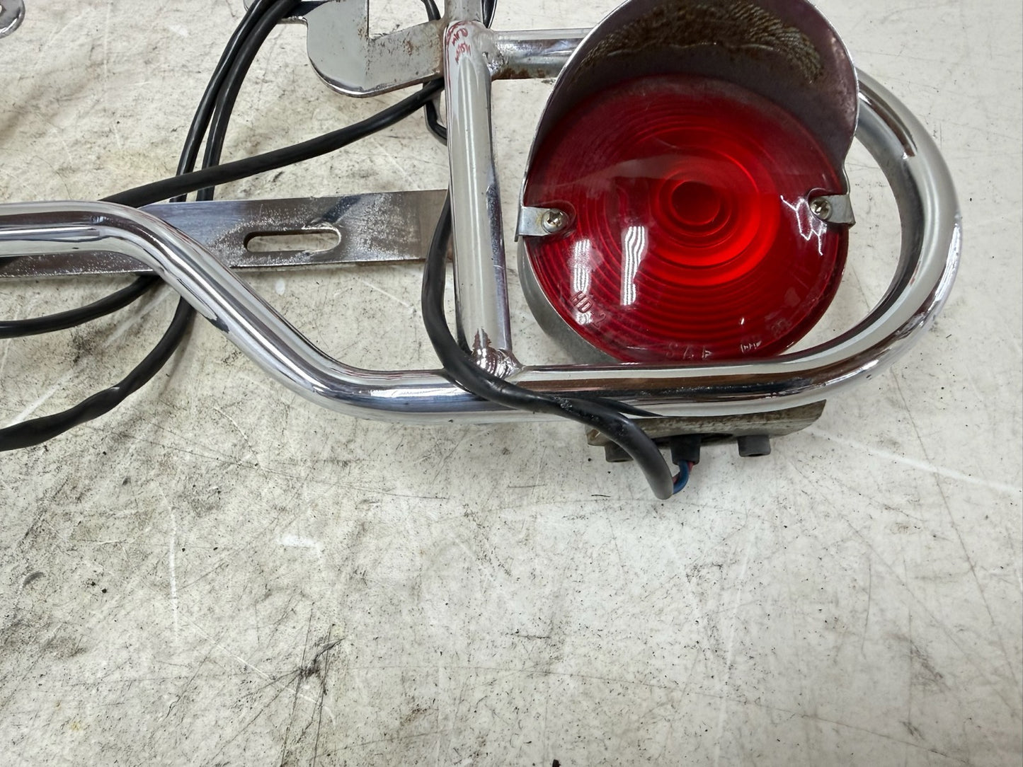 1995 HARLEY FLH ELECTRA GLIDE Rear Plate Holder Light Bar Mount Tail