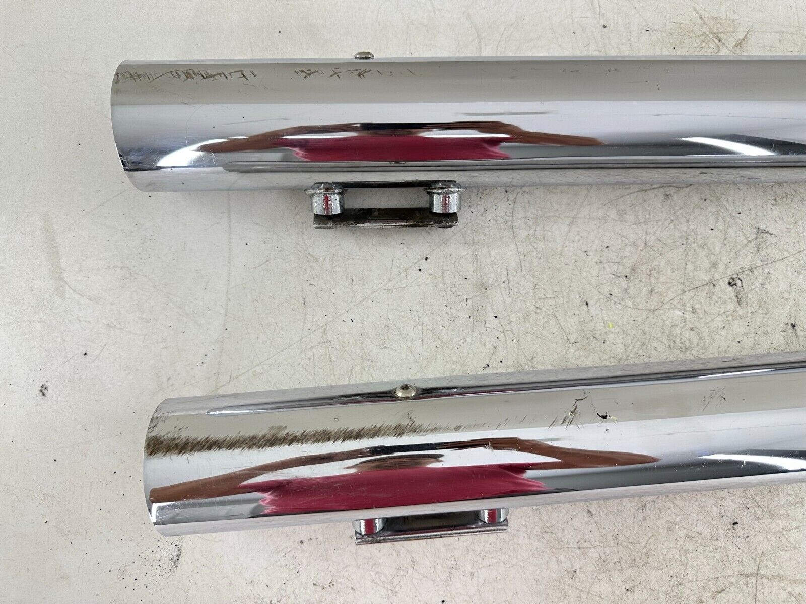 2004 HARLEY FLH ELECTRA GLIDE Chrome Slip On Mufflers Silencer Pipe