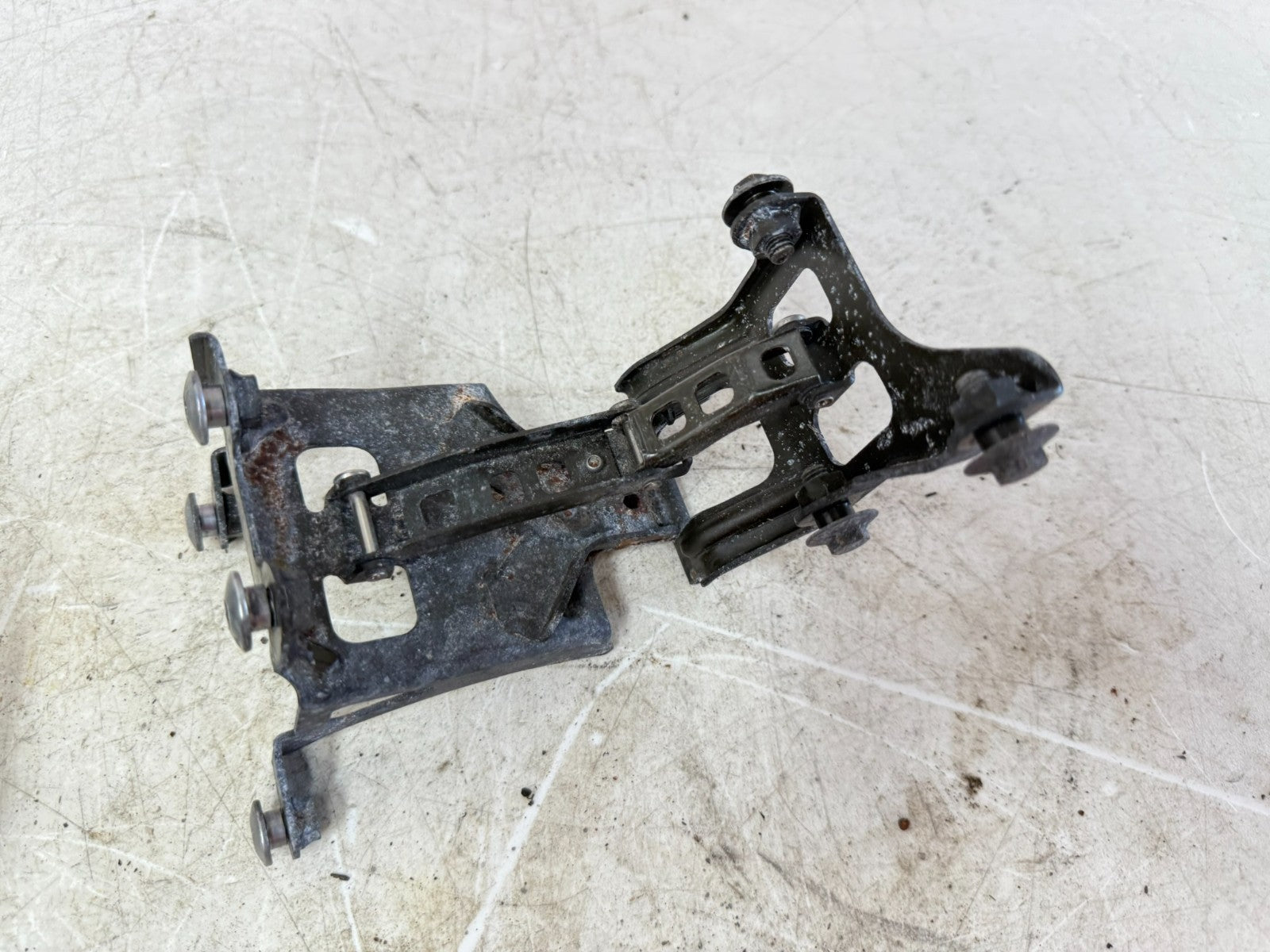 2002 Honda Goldwing GL1800 Rear Trunk Lid Hinge Right & Left Hinges