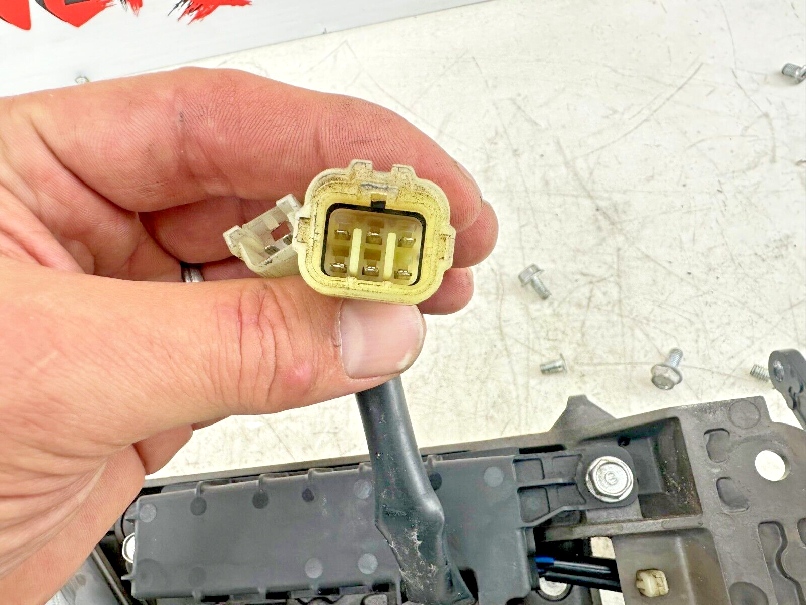 06-12 YAMAHA FJR 1300 Windshield Height Adjustment Actuator Replacement OEM