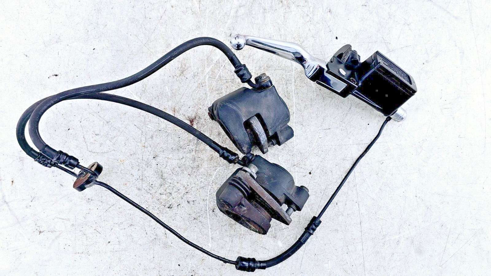 1995 HARLEY DYNA CONVERTIBLE Dual Caliper Hose + Master Cylinder