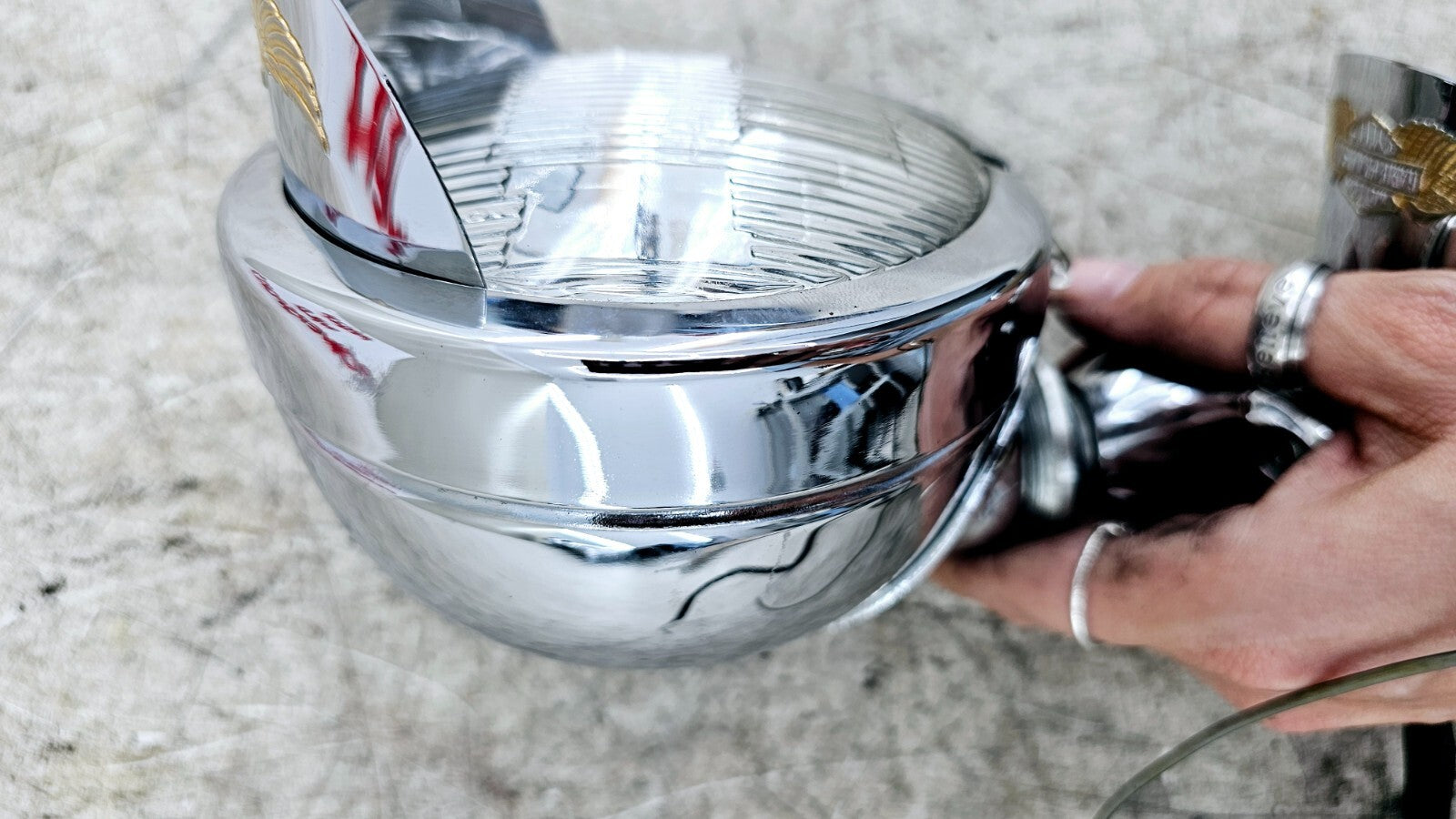 1998 HARLEY FLH ELECTRA GLIDE Fog Highway Turn Signal Light Chrome Housing Eagle