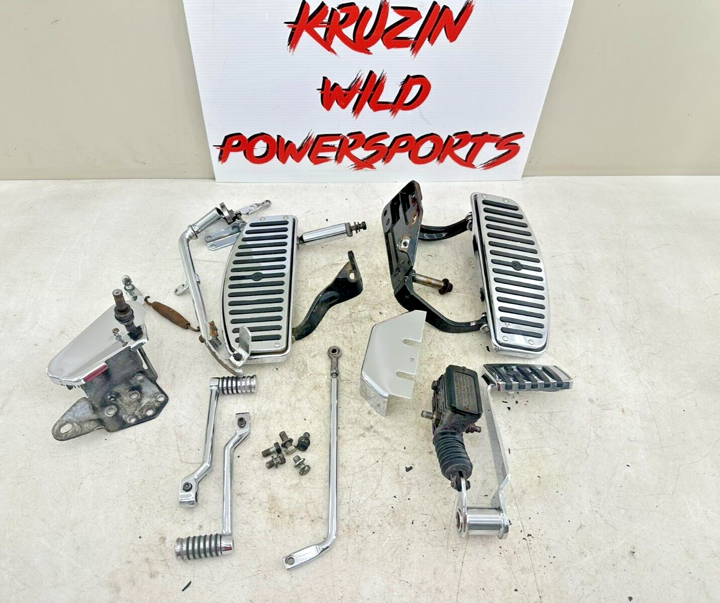 1995 HARLEY SOFTAIL OEM HD Driver Floorboards Footrest Heel Toe Shifter Brake