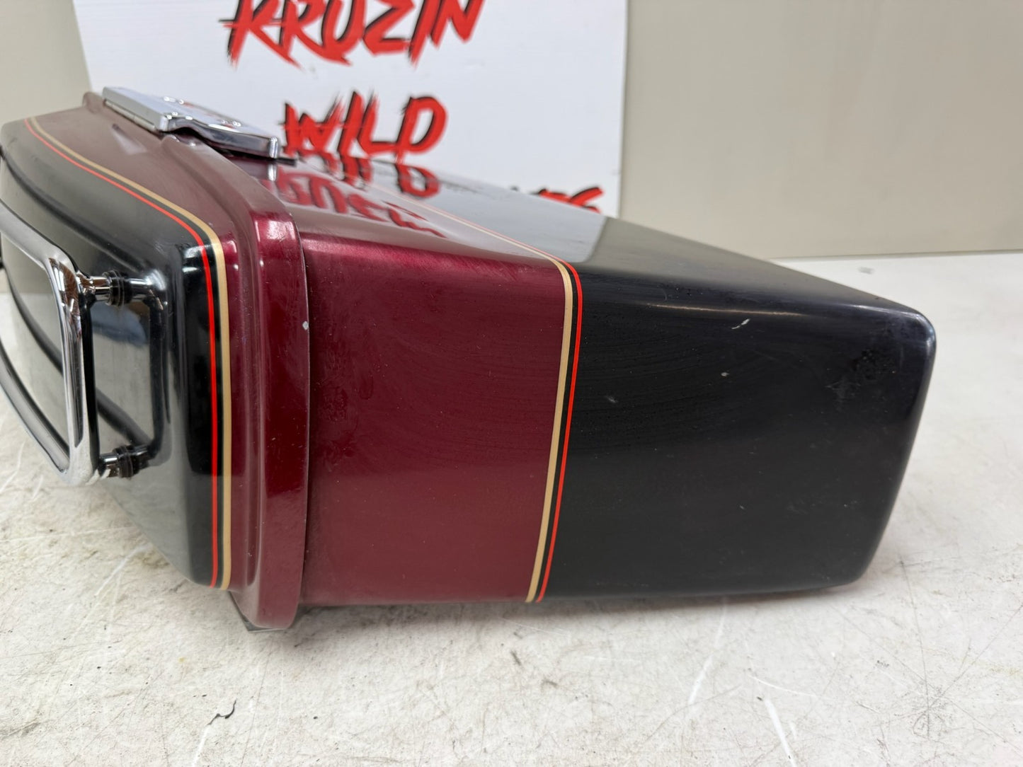 1995 HARLEY FLH ELECTRA GLIDE Saddlebag Housing Right w/ Lid 30th Anniversary