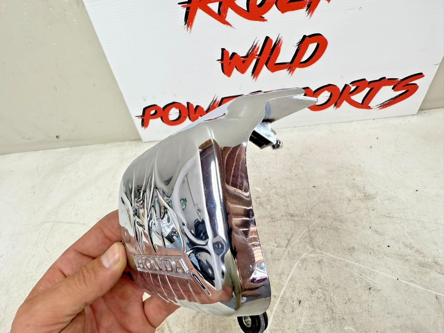 2001 HONDA VALKYRIE INTERSTATE Stator Alternator Generator Cover Trim