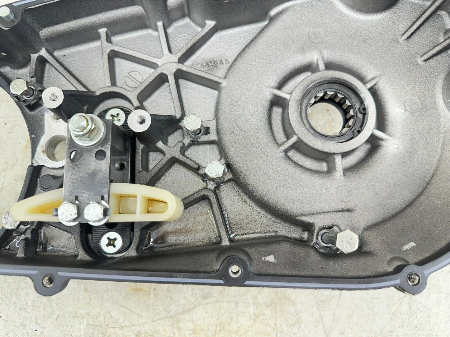 1997 HARLEY DYNA Inner Primary Backing Plate Case W/ Mid Control Hole