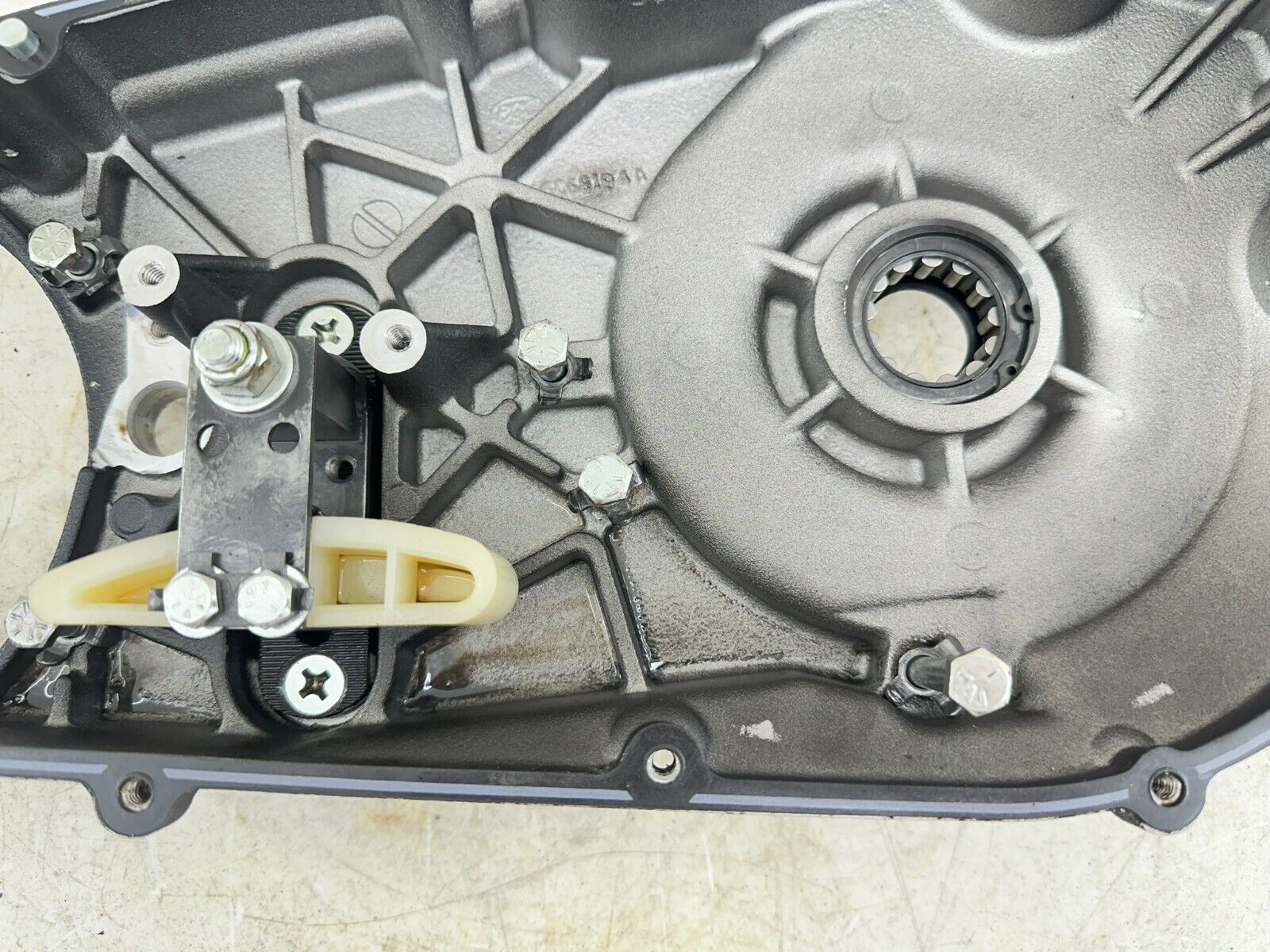 1997 HARLEY DYNA Inner Primary Backing Plate Case W/ Mid Control Hole