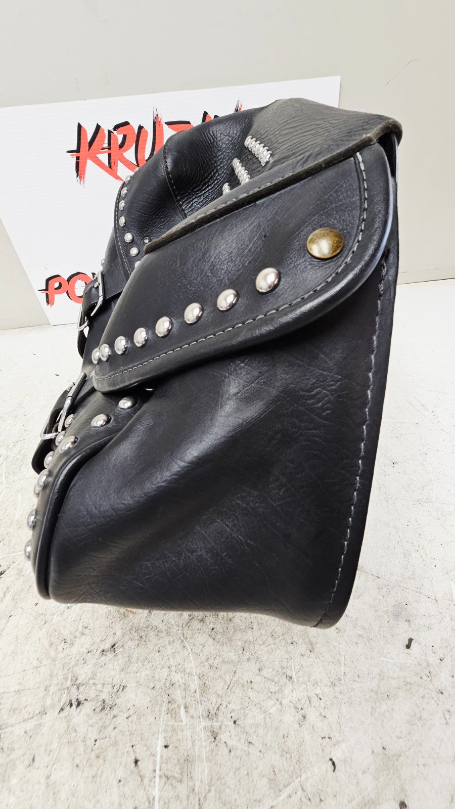 2002 HARLEY SOFTAIL Left Single Saddlebag Studded Black Leather