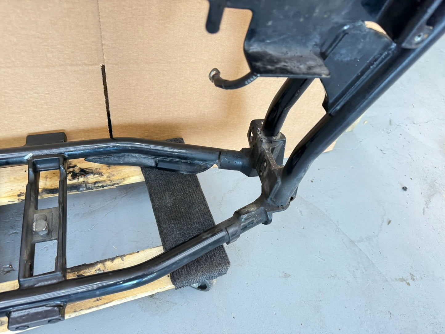 2003 HARLEY DYNA WIDE GLIDE Main Frame Chassis Straight OEM 32 degree