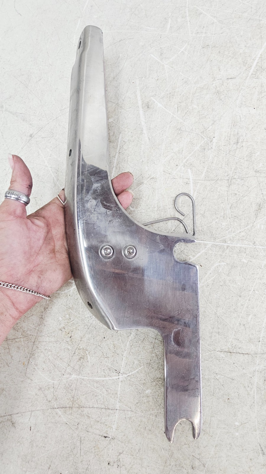 2000 HARLEY DAVIDSON FLH ROADKING Windshield Windscreen Bracket w/ Hardware