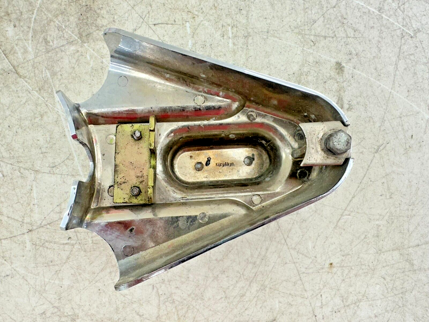 1996 HARLEY DAVIDSON SOFTAIL Kuryakyn Chrome Rear Axle Swingarm Cover