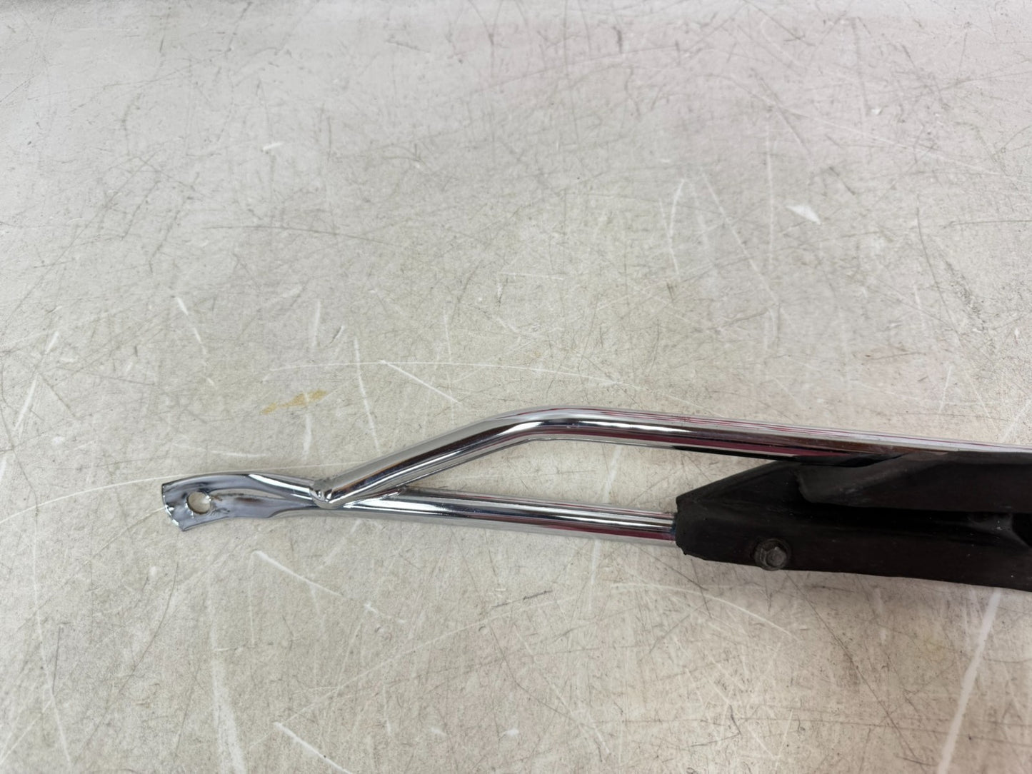 2003 HARLEY ELECTRA GLIDE Front Fender Bumper Trim Rail Guard w/ Reflector