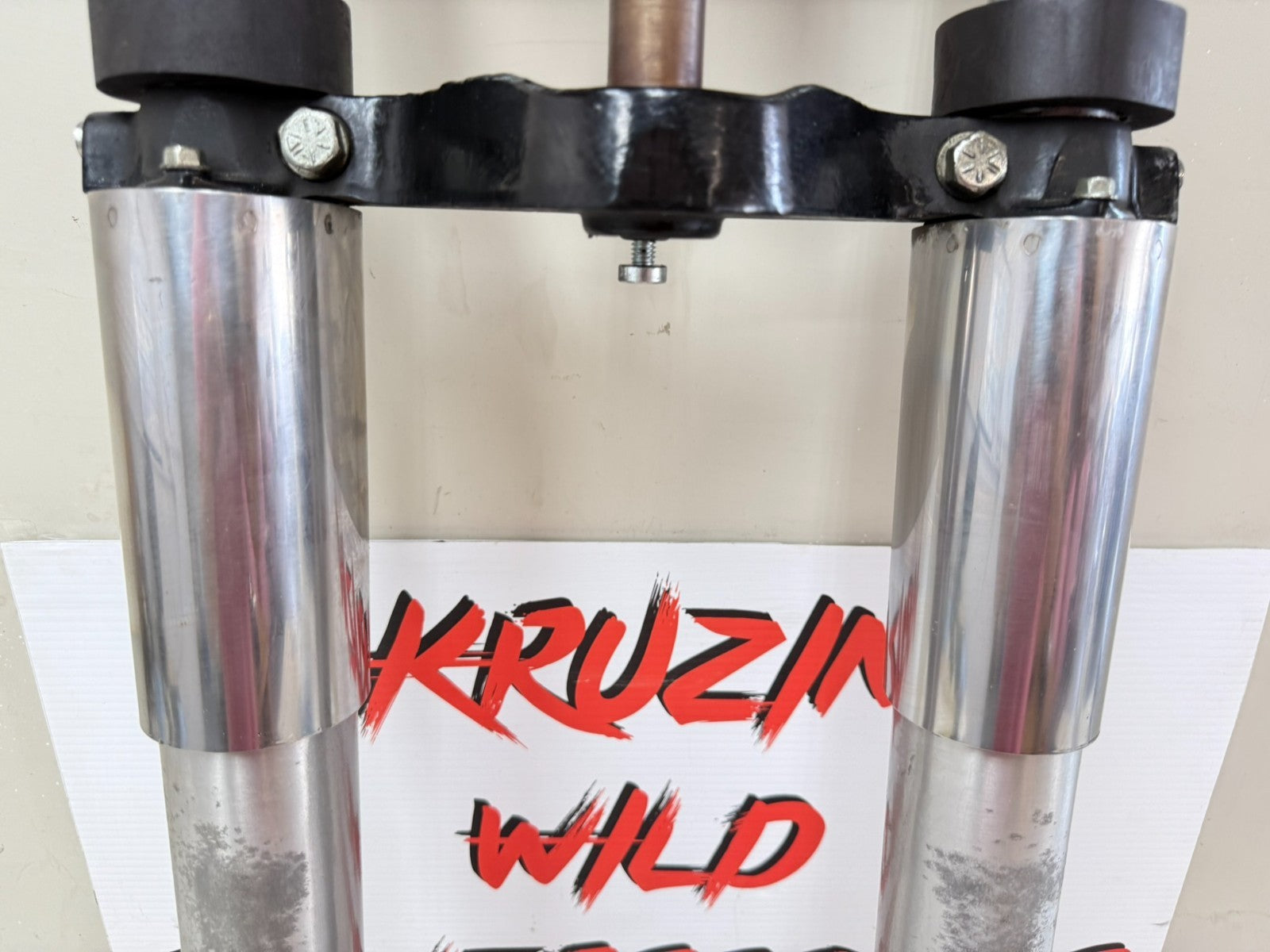 2003 HARLEY ELECTRA GLIDE Forks Triple Tree Clamp Axle Straight OEM HD