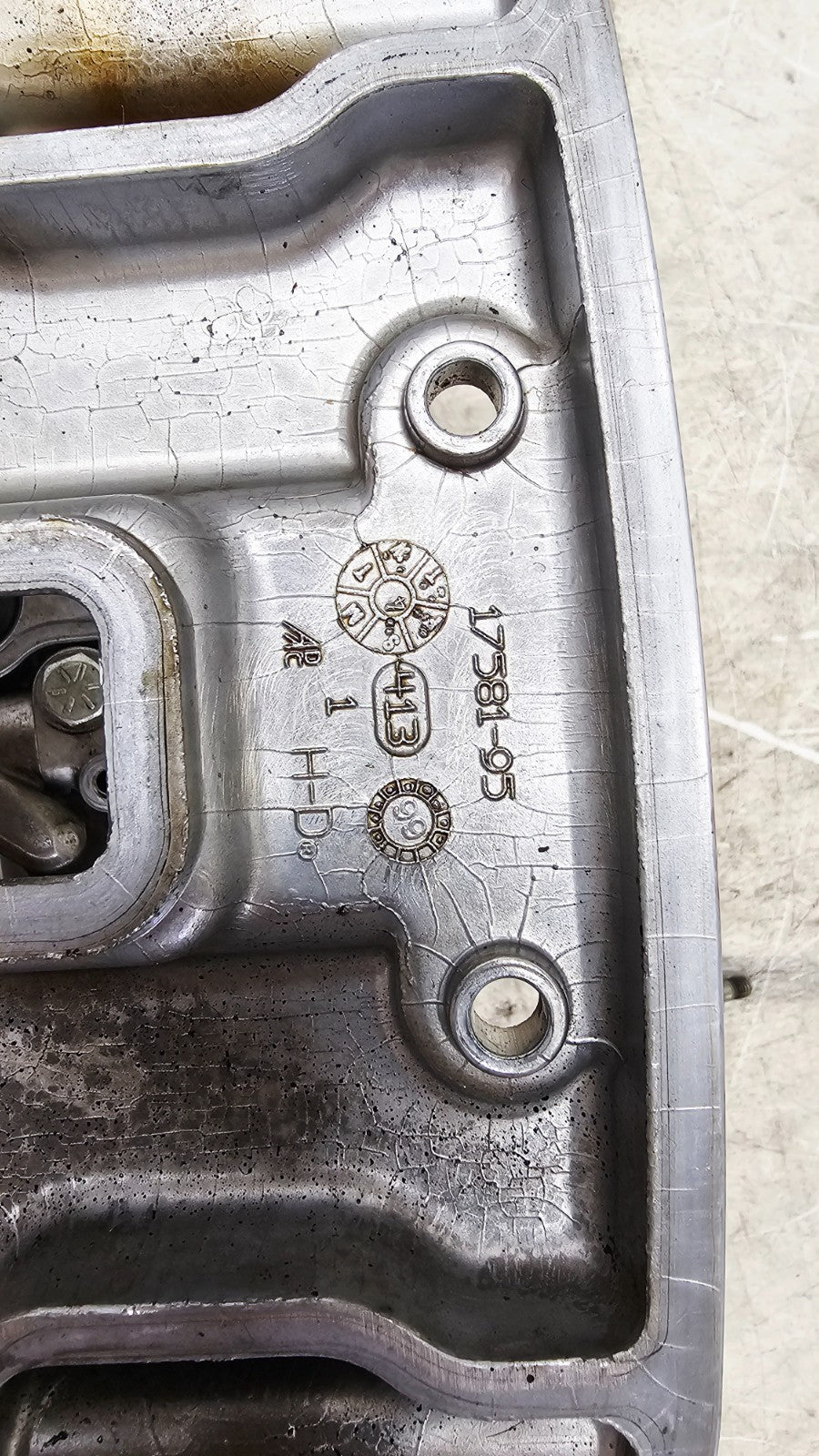 2001 Harley Davidson Sportster Cylinder Head Cover Rocker Box 17581-95