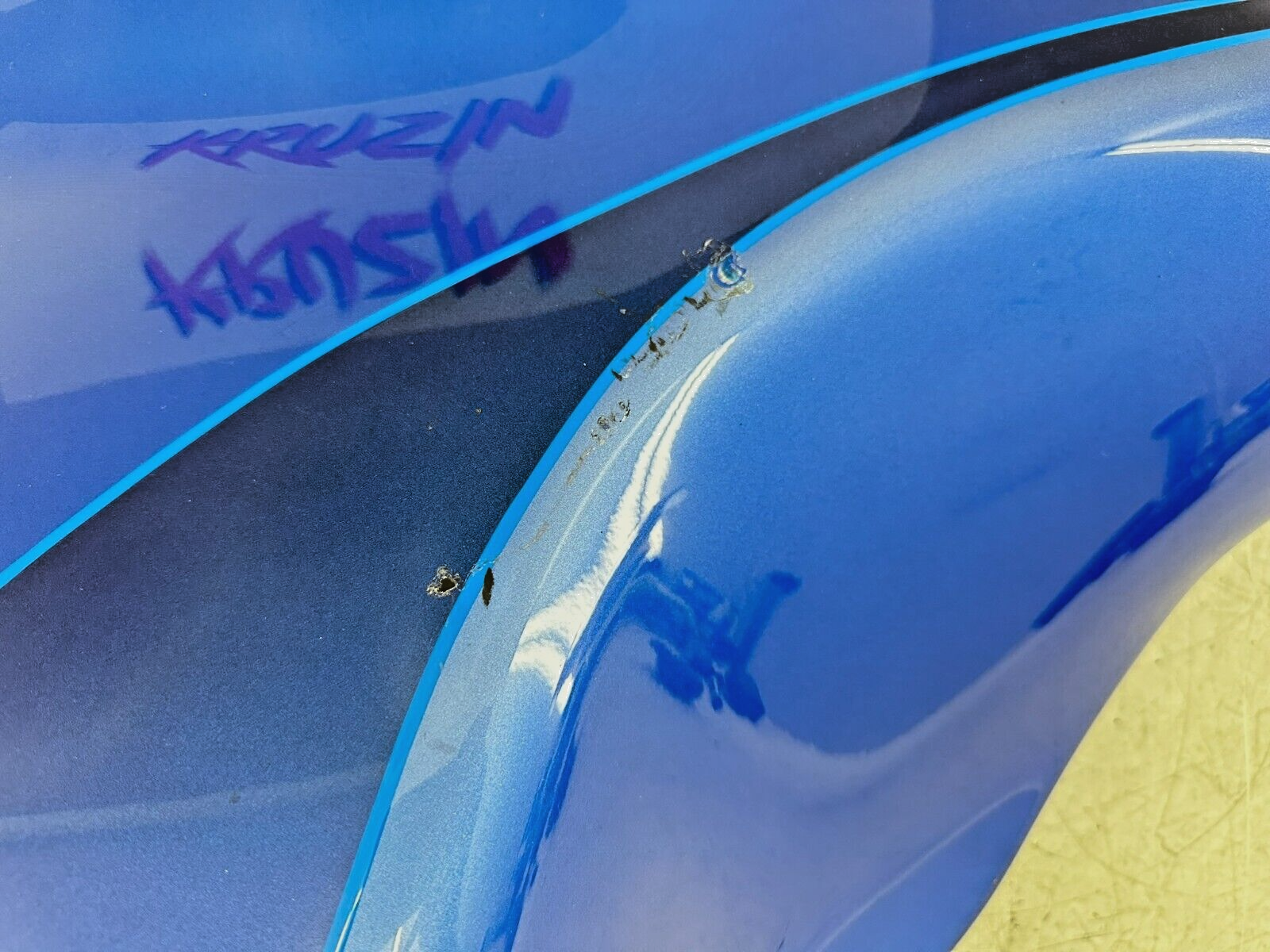 2007 Harley Electra Glide CVO Outer Batwing Fairing Cowl Lightning Blue Pearl