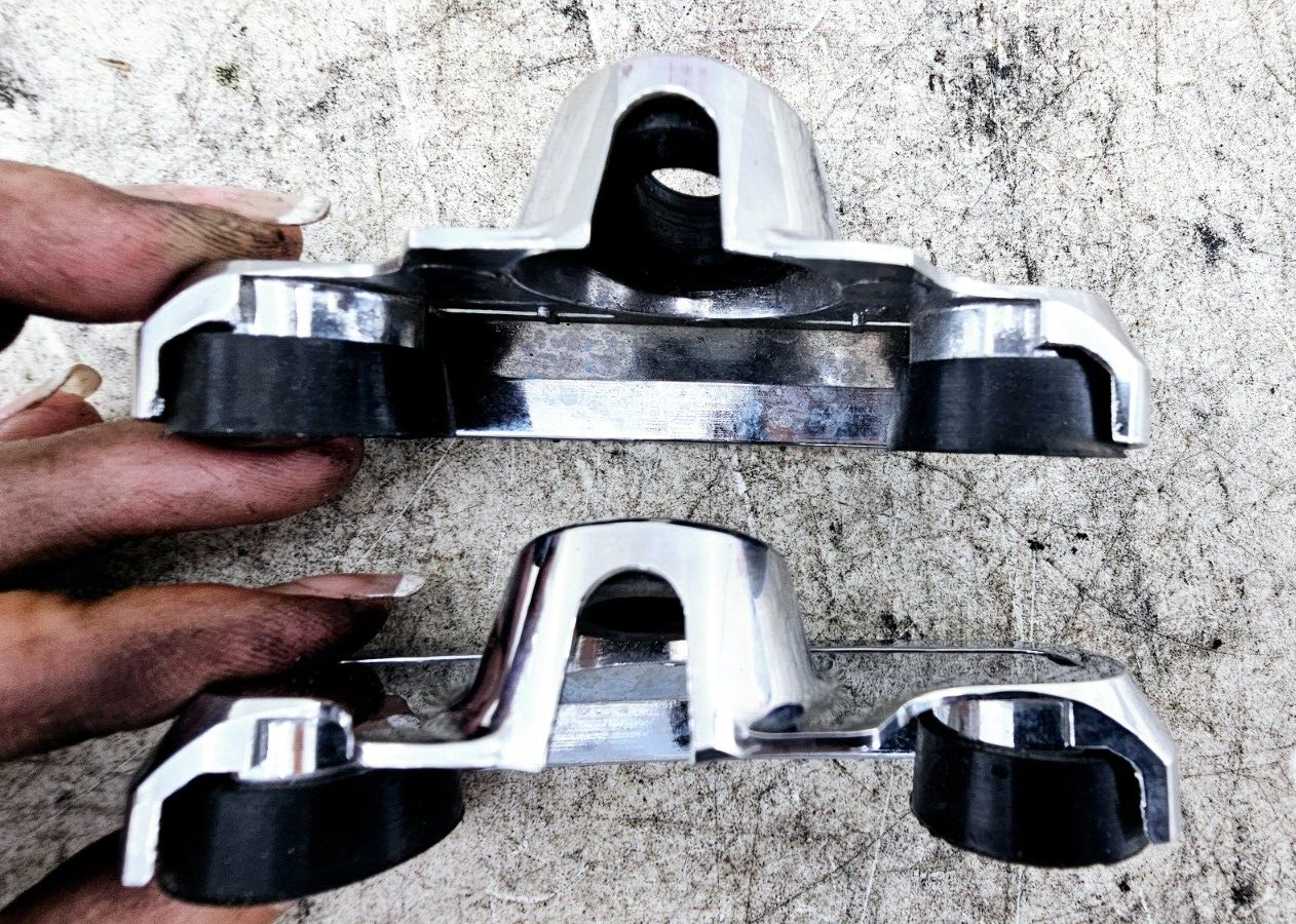 1998 HARLEY FLH ELECTRA GLIDE Chrome Head Bolt Cover Spark Plug Surround