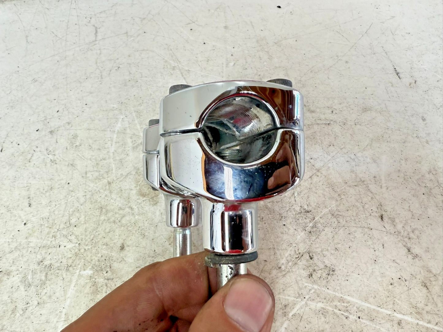 1997 HARLEY DAVIDSON SOFTAIL Handlebar Clamp Riser Chrome