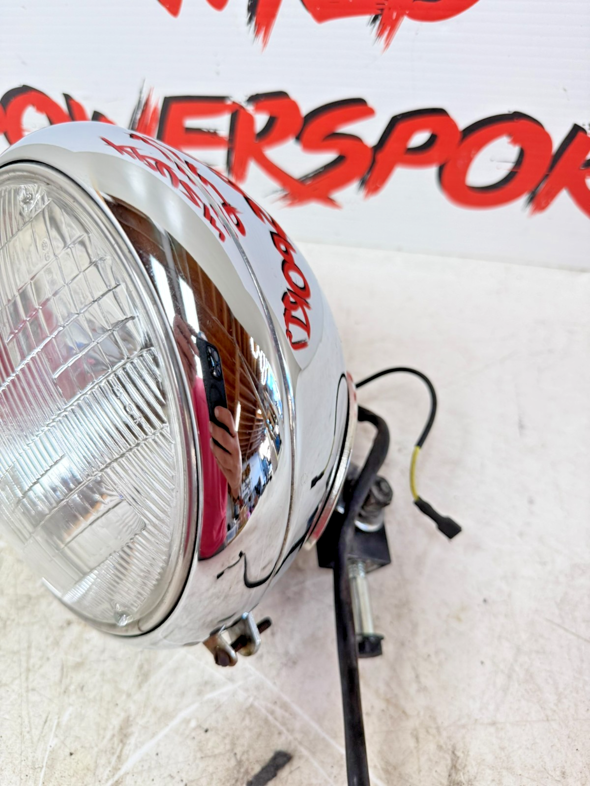 1997 HARLEY DAVIDSON SOFTAIL 8" OEM HD Chrome Headlight Housing Mounting Bracket