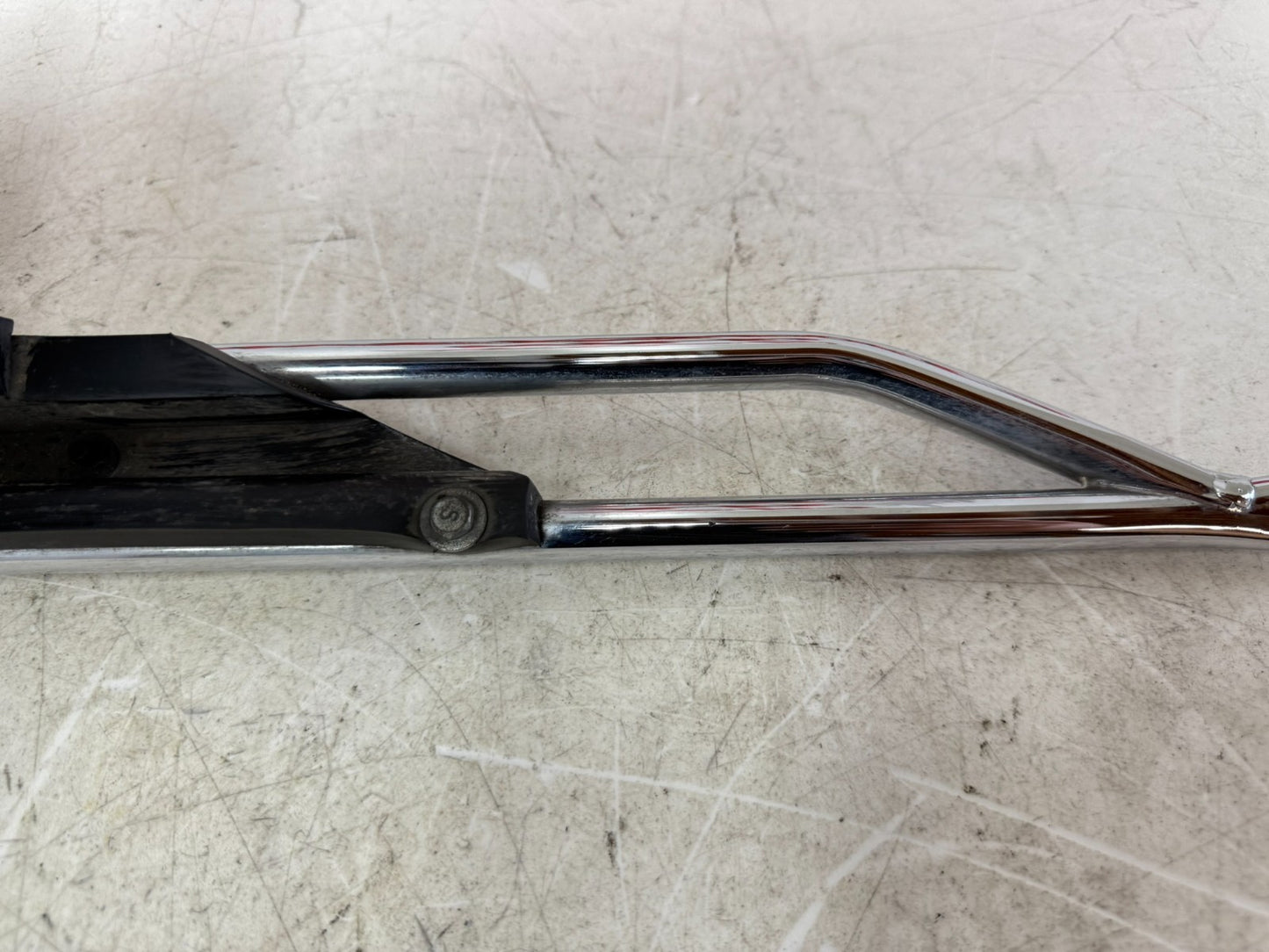 2003 HARLEY ELECTRA GLIDE Front Fender Bumper Mount Bracket