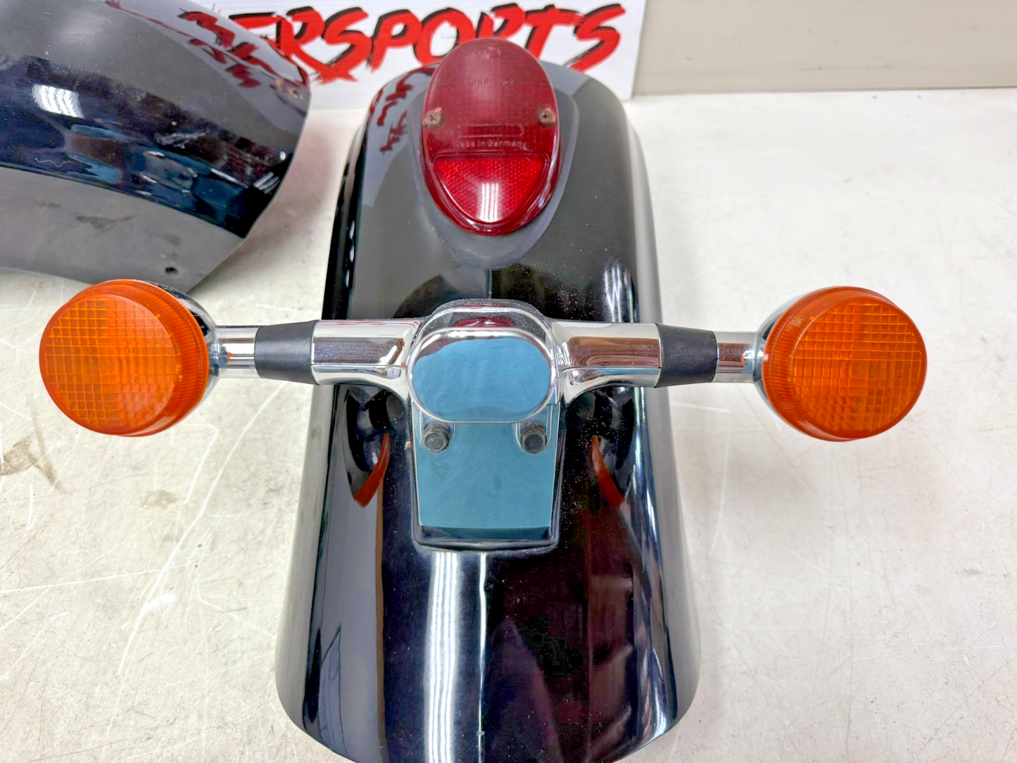 2001 HONDA VALKYRIE INTERSTATE Rear Back Fender Mudguard Turn Signal Light