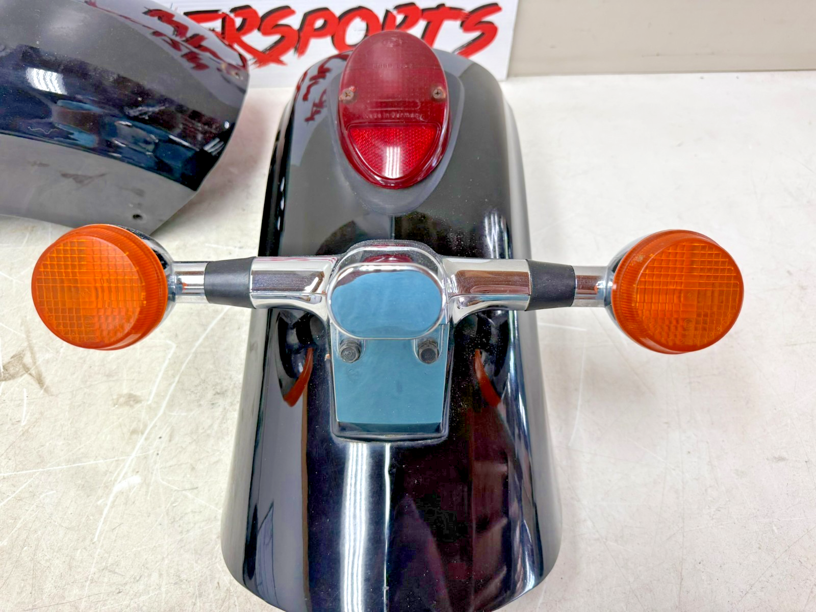 2001 HONDA VALKYRIE INTERSTATE Rear Back Fender Mudguard Turn Signal Light