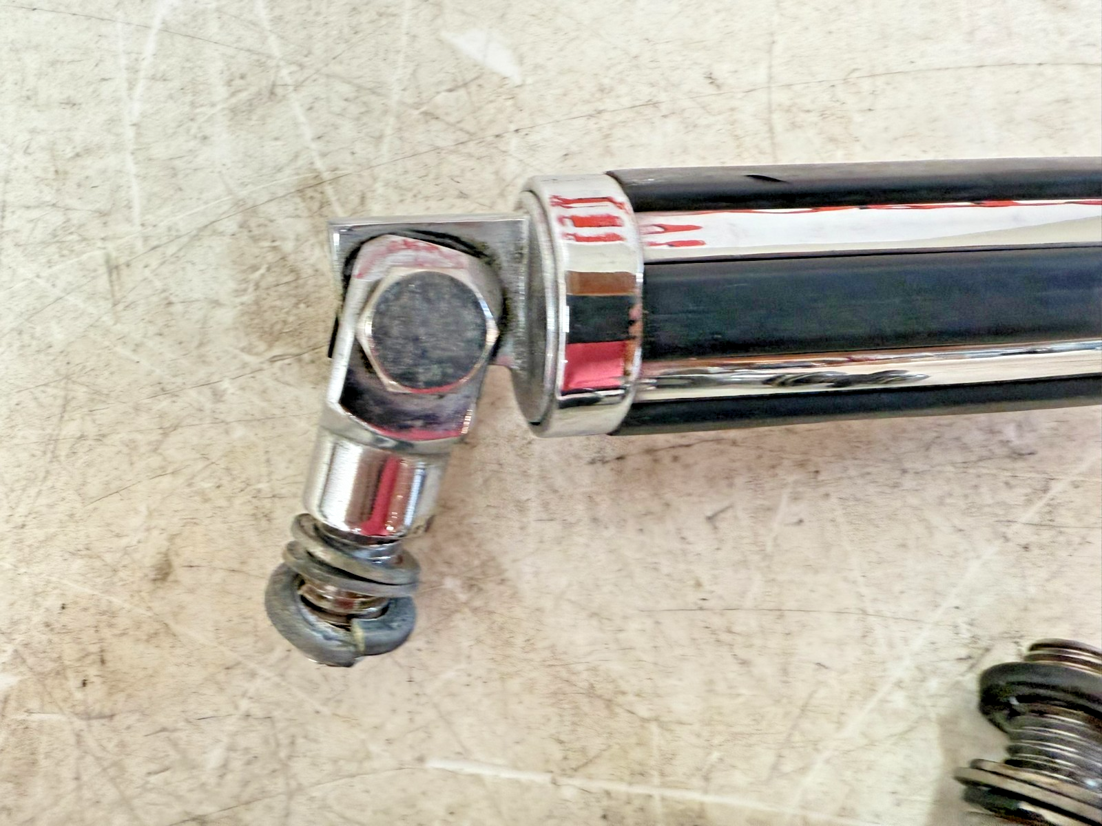 1997 HARLEY DAVIDSON SOFTAIL Passenger Foot Pegs Rest & Mounting Bracket