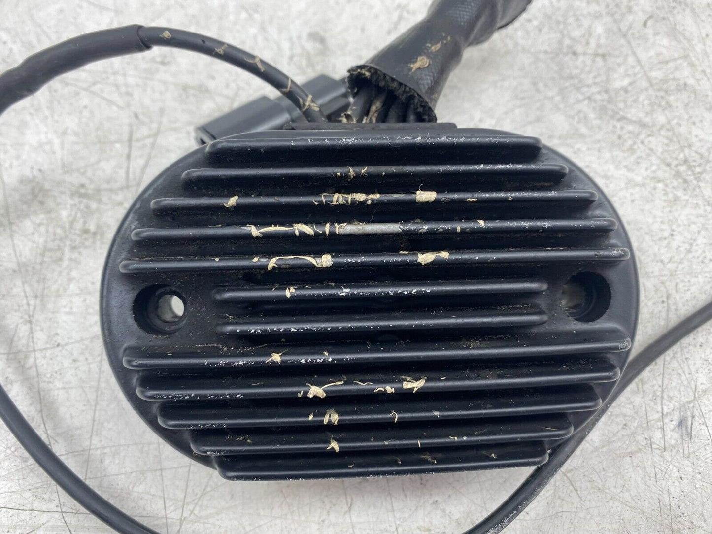 2001 HARLEY SOFTAIL Battery Voltage Regulator