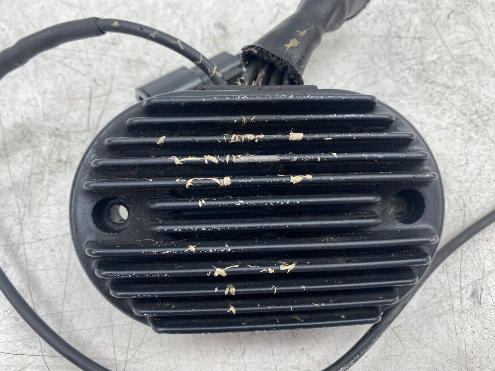 2001 HARLEY SOFTAIL Battery Voltage Regulator