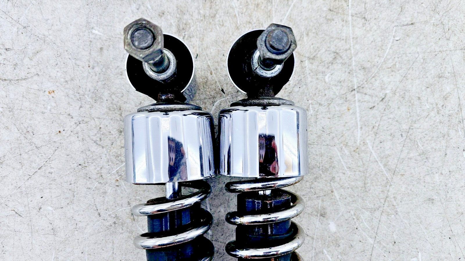 1995 HARLEY DYNA CONVERTIBLE Chrome Rear Shocks Suspension OEM