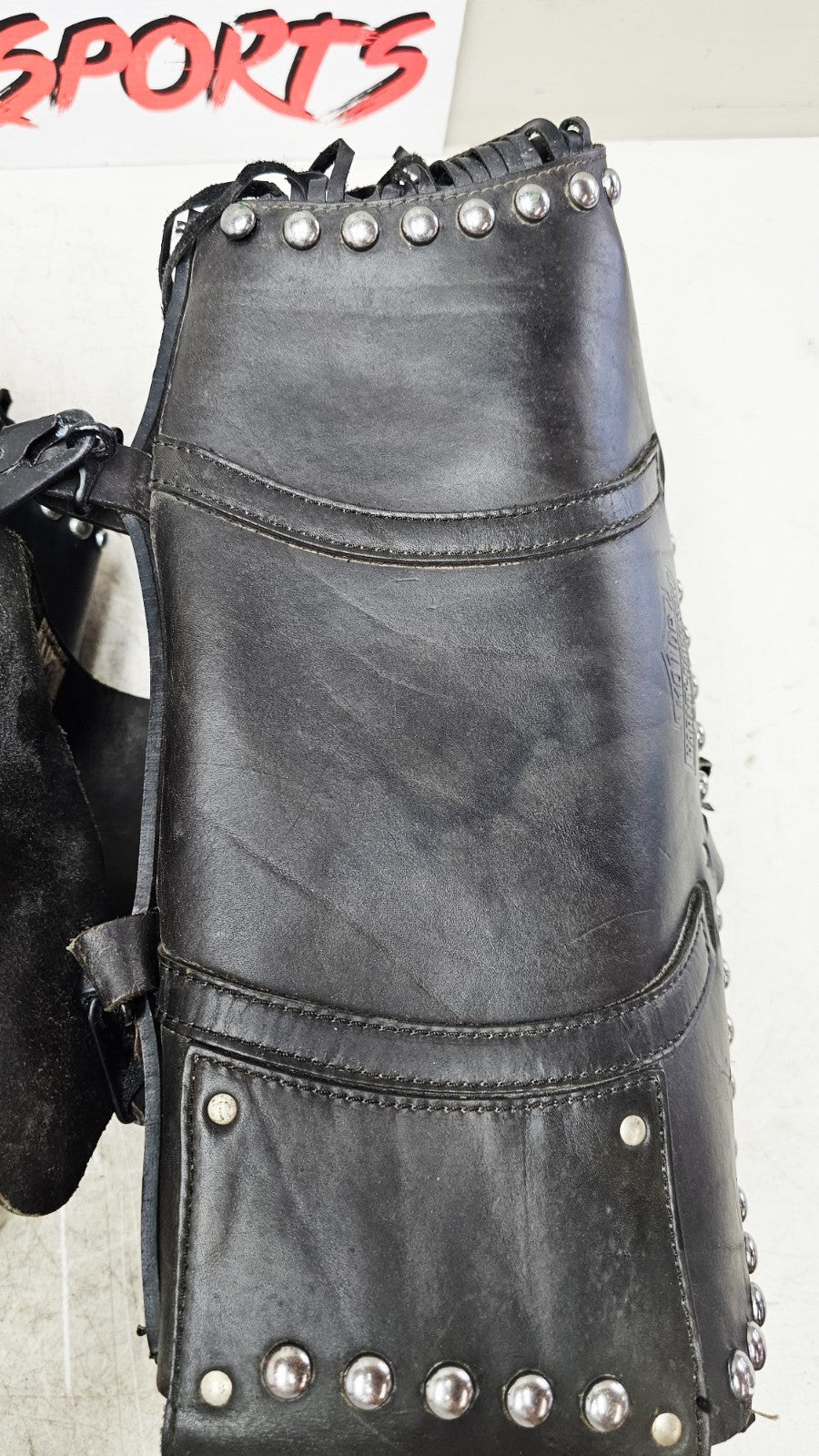 1997 HARLEY DYNA OEM HD Leather Saddlebag & Support Arm Bars Turn Signal Light