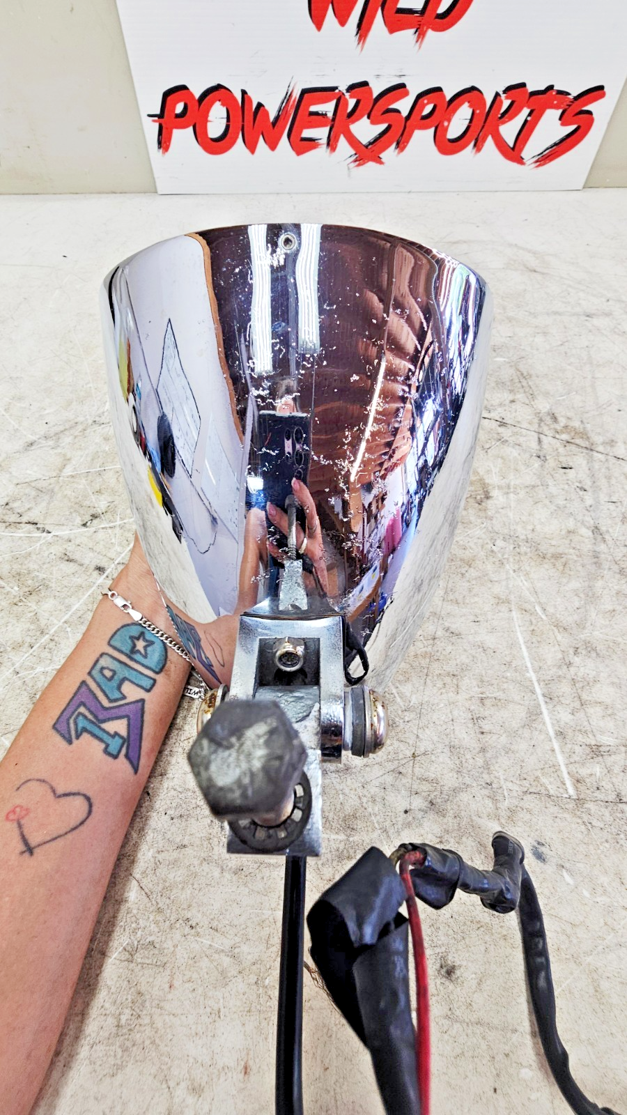 2000 HARLEY SOFTAIL DEUCE Front Headlight Head Light Lamp LED Bulb